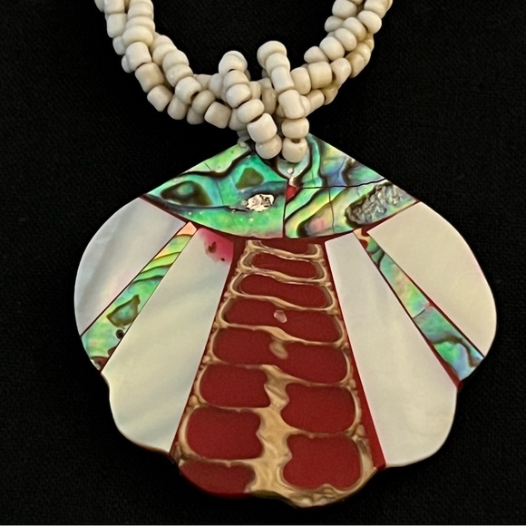 Beaded and Shell Necklace - Picture 11 of 12